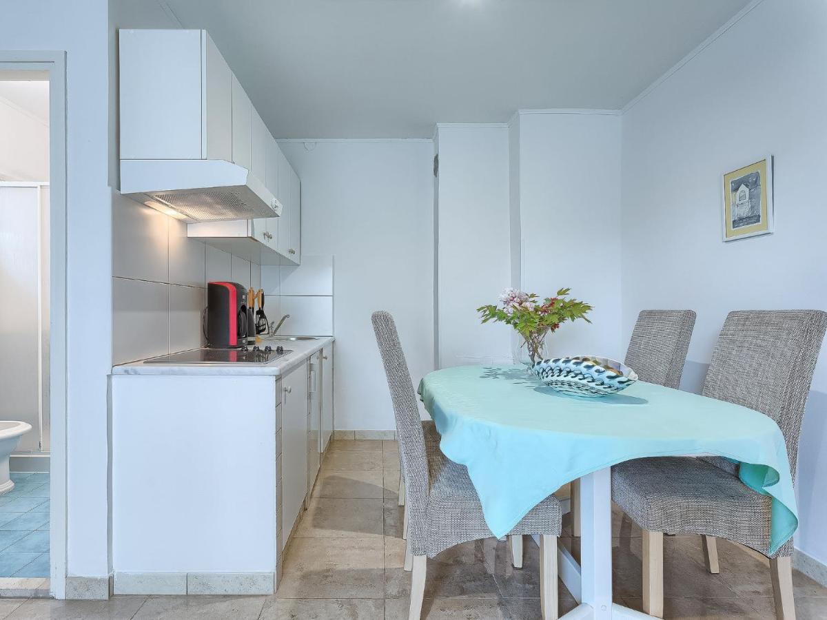 Apartment Nika-12 By Interhome أوماغ المظهر الخارجي الصورة