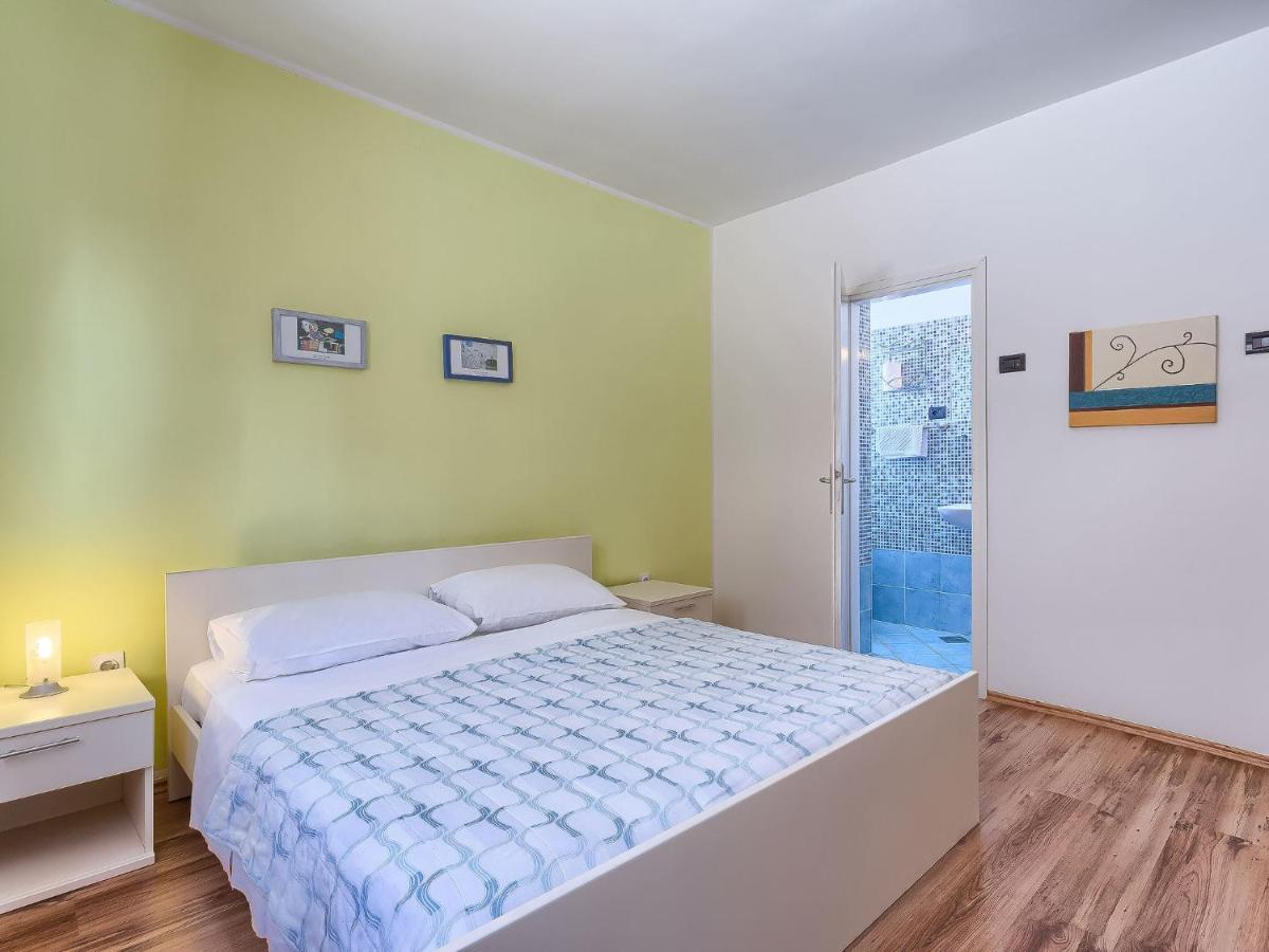 Apartment Nika-12 By Interhome أوماغ المظهر الخارجي الصورة